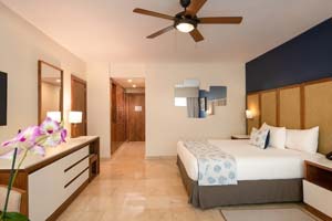 Ocean View Junior Suite at Impressive Premium Resorts & Spas 